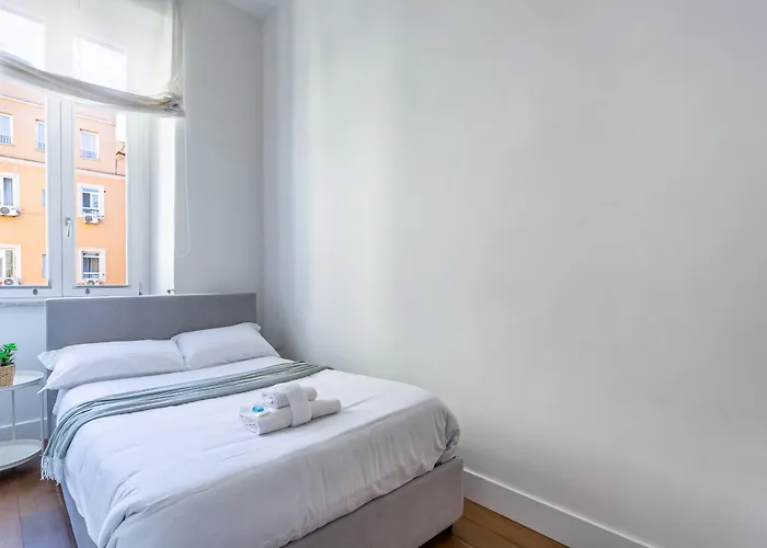 Apartamento Iflat Contemporary Design Living In Roma